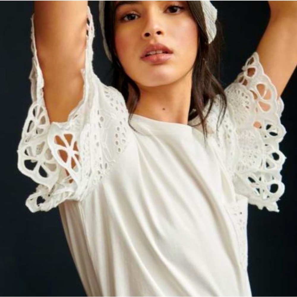 Anthropologie Forever That Girl White Eyelet Tee Size Small